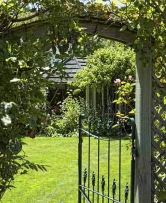 Апартаменты The Summerhouse, Ideal Akaroa Location. Экстерьер фото